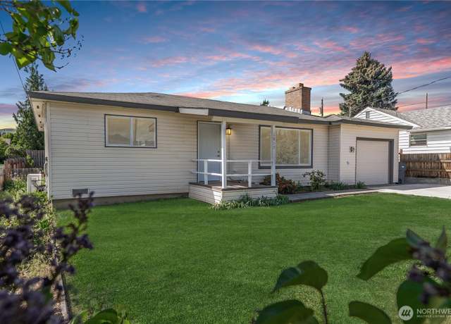 Property at 1819 Springwater Ave, Wenatchee, WA 98801, 2 beds, 1 bath