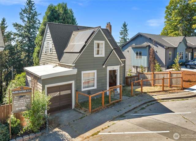 Property at 105 N 5th St, Mount Vernon, WA 98273, 4 beds, 1.5 baths