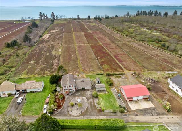 Property at 91 Hogan Rd, Hoquiam, WA 98550, 3 beds, 3 baths