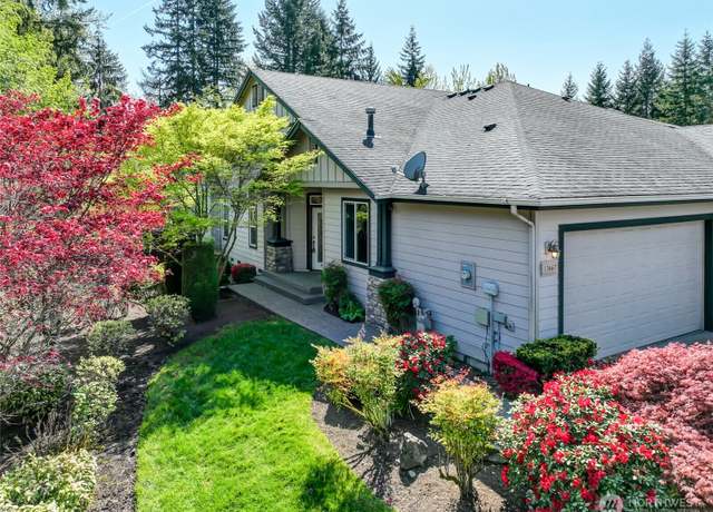 Property at 13667 Morgan Dr NE, Redmond, WA 98053, 1 bed, 2 baths