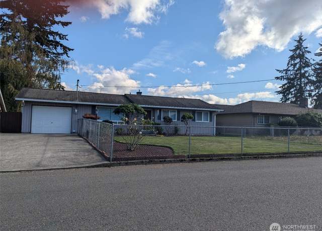 Property at 26616 18th Pl S, Des Moines, WA 98198, 1 bed, 2 baths