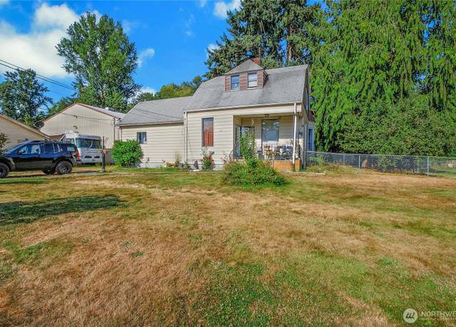 Property at 9610 E f St, Tacoma, WA 98445, 3 beds, 1 bath