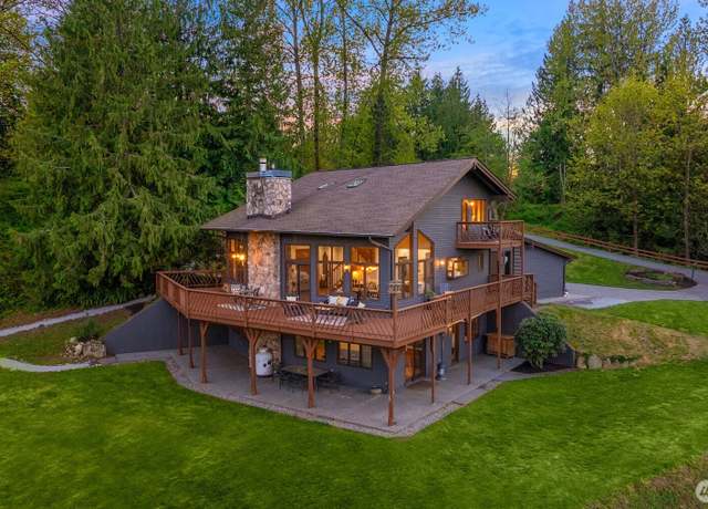 Property at 19001 131st Dr SE, Snohomish, WA 98296, 4 beds, 3 baths