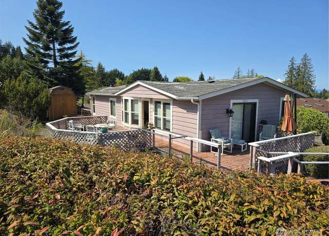 Property at 1415 View Vista Park #15, Port Angeles, WA 98362, 3 beds, 2 baths