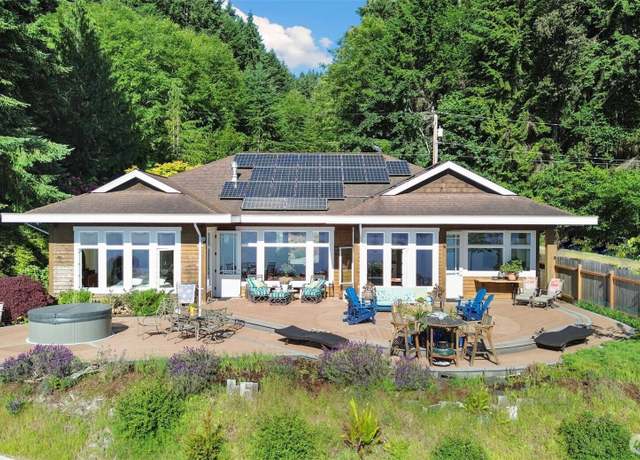 Property at 28812 125th Pl SW, Vashon, WA 98070, 3 beds, 2.5 baths