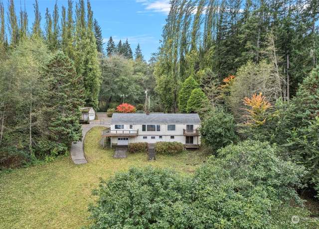 Property at 4865 Saratoga Rd, Langley, WA 98260, 4 beds, 3.5 baths