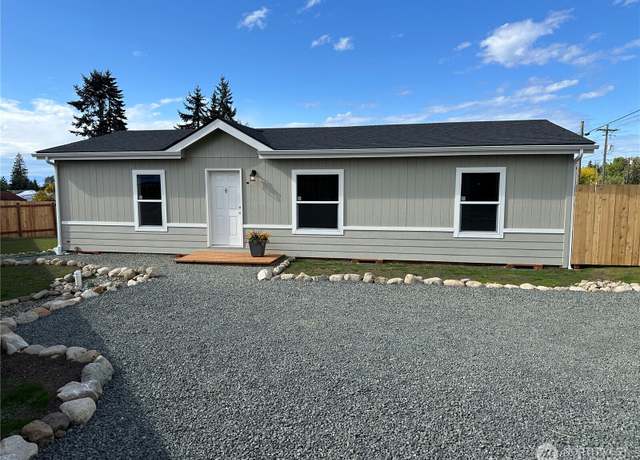 Property at 312 N Gales St, Port Angeles, WA 98362, 3 beds, 2 baths