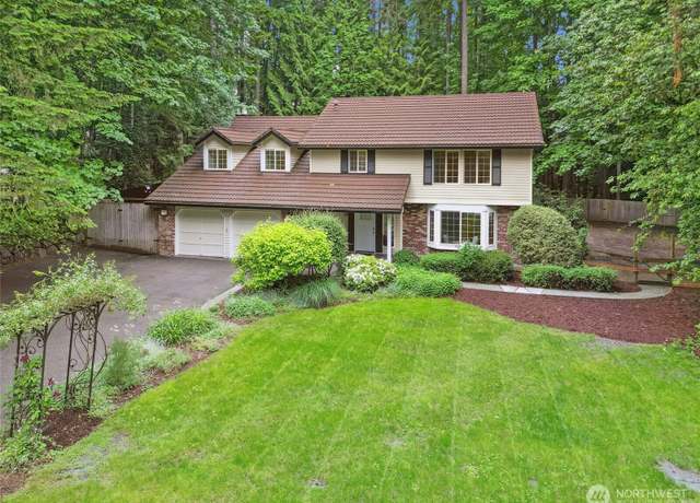 Property at 18102 NE 154th St, Woodinville, WA 98072, 4 beds, 2.5 baths