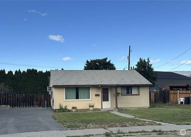 Property at 1100 Utah St, Wenatchee, WA 98801, 2 beds, 1 bath