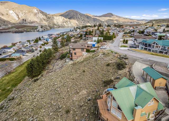 Property at 525 W Marine View Dr, Orondo, WA 98843