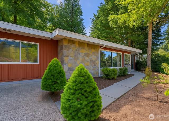 Property at 2463 74th Ave SE, Mercer Island, WA 98040, 4 beds, 2 baths