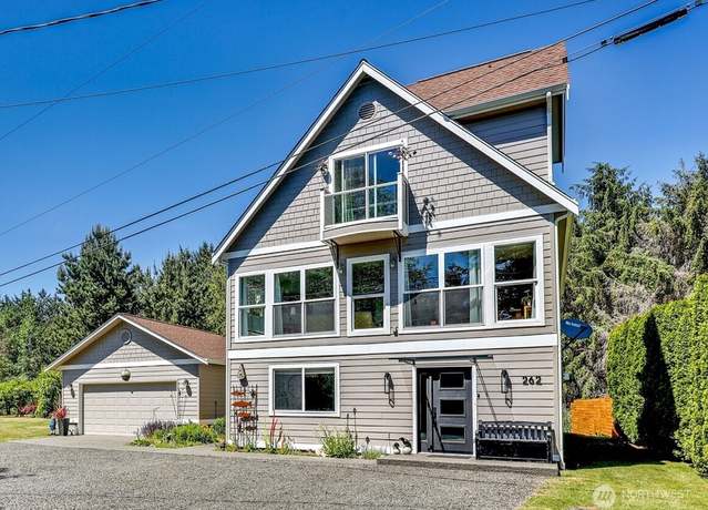Property at 262 Margaret St, Port Ludlow, WA 98365, 3 beds, 3 baths