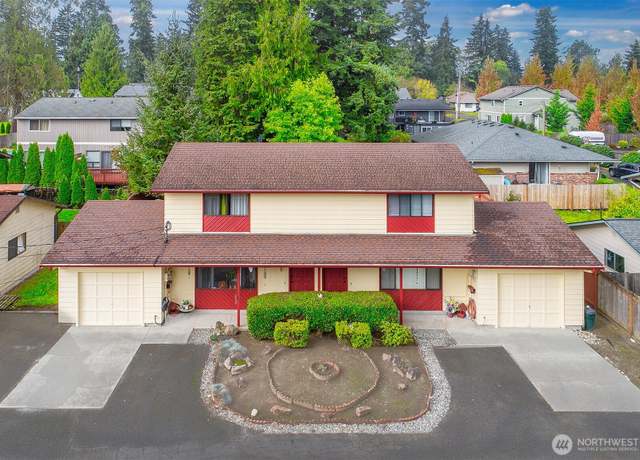 Property at 6708 Beverly Blvd, Everett, WA 98203, 4 beds, 2 baths