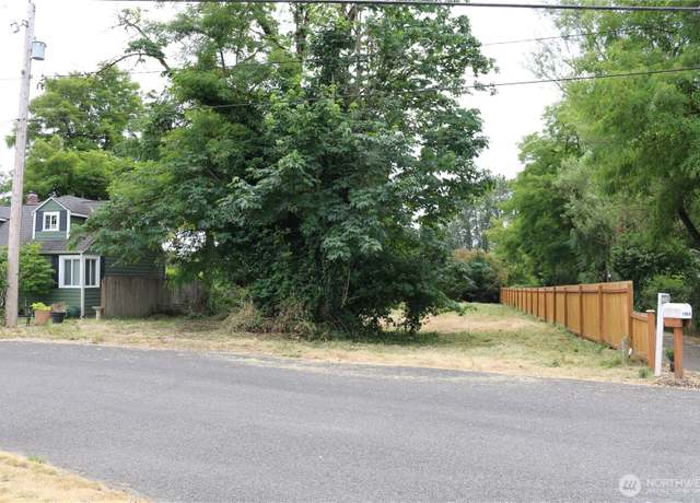 Property at 1908 Gault St, Sumner, WA 98390