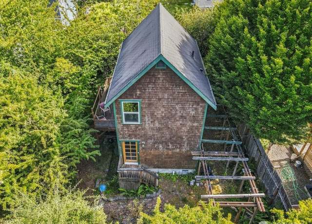 Property at 9774 NE Kitsap St, Bainbridge Island, WA 98110, 1 bed, 1 bath