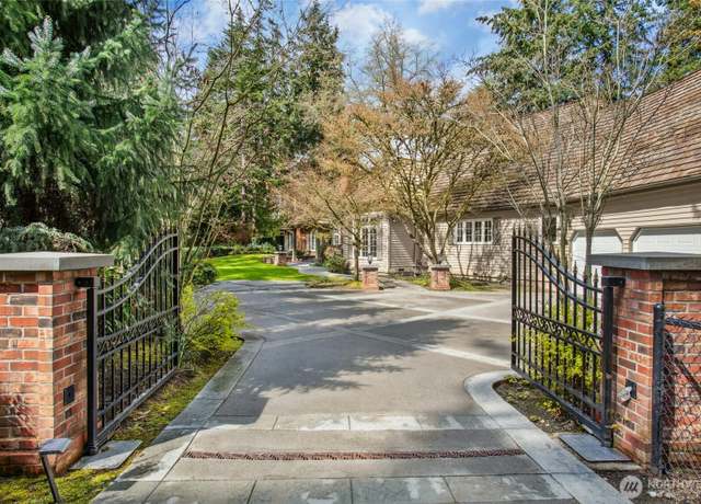 Property at 8150 Evergreen Ln, Mercer Island, WA 98040, 5 beds, 3.5 baths