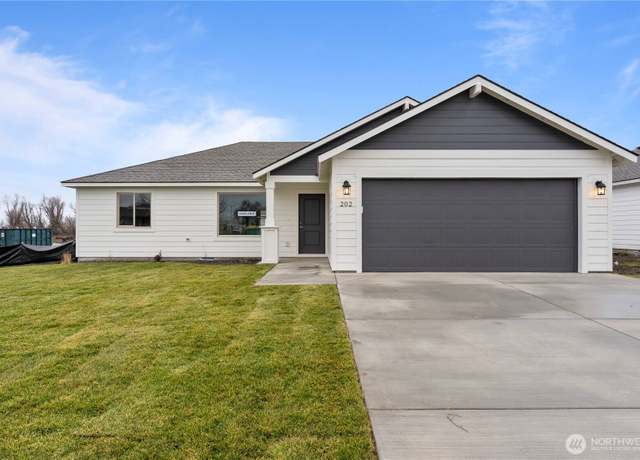 Property at 202 N Sandy Loop, Moses Lake, WA 98837, 3 beds, 2 baths