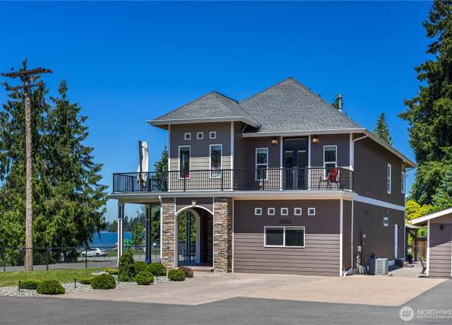 Property at 20202 71st St E, Bonney Lake, WA 98391, 5 beds, 2.5 baths