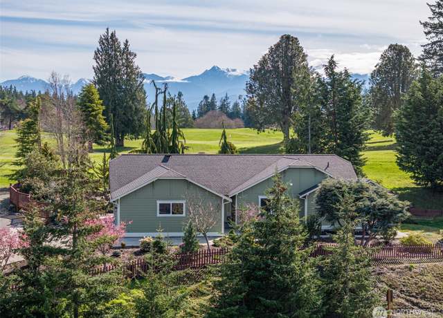 Property at 82 Lone Eagle Ln, Sequim, WA 98382, 2 beds, 3 baths