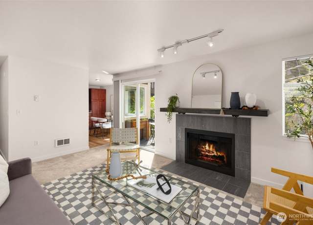 Property at 700 Front St S Unit E101, Issaquah, WA 98027, 1 bed, 1 bath