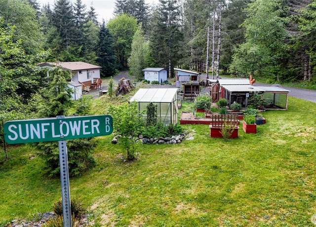 Property at 51 Sunflower Rd, Beaver, WA 98305, 2 beds, 1 bath