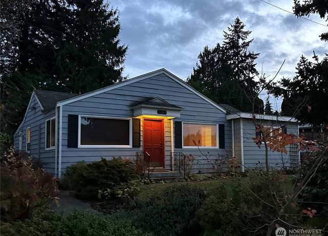 Property at 3261 NE 98th St, Seattle, WA 98115, 2 beds, 1 bath