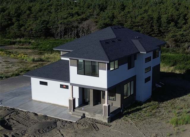 Property at 1505 Moonstone Ln, Westport, WA 98595, 4 beds, 2.5 baths
