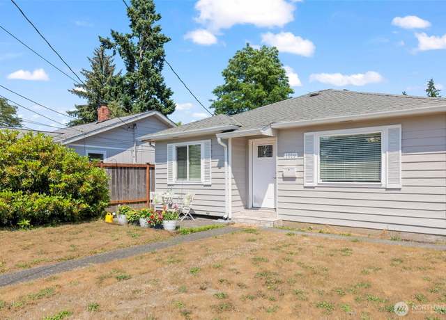 Property at 1019 S Oxford St, Tacoma, WA 98465, 3 beds, 2 baths