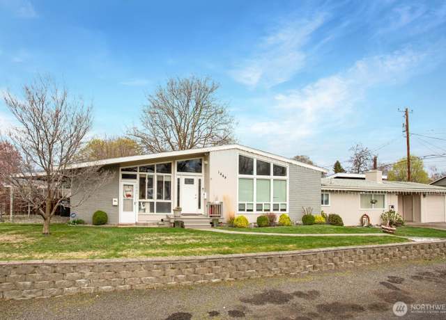 Property at 1444 SE Central Ave, College Place, WA 99324, 6 beds, 3 baths