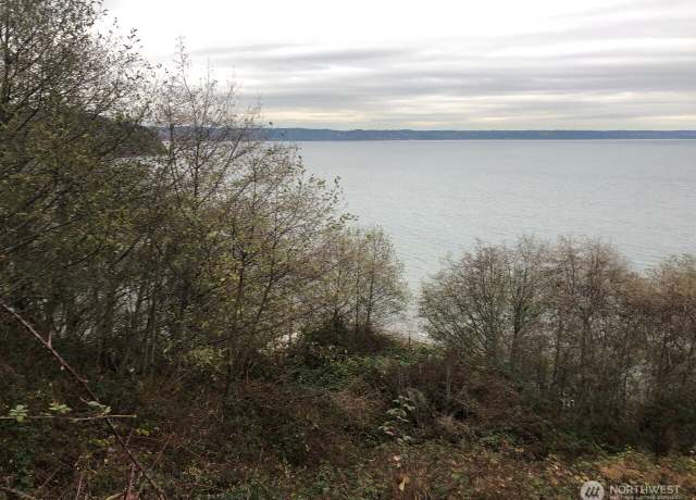 Property at 3711 Whales Tail Ln, Clinton, WA 98236