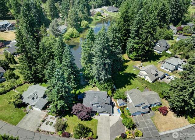 Property at 12118 261st Ave E, Buckley, WA 98321, 4 beds, 2.5 baths