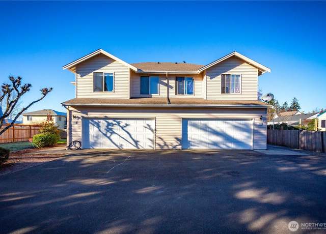 Property at 1540 E Maryland St, Bellingham, WA 98226, 8 beds, 4 baths