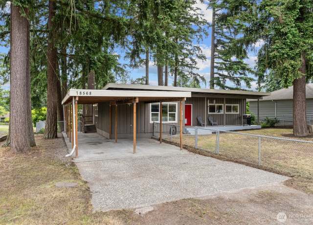 Property at 18568 Densmore Ave N, Shoreline, WA 98133, 4 beds, 2 baths