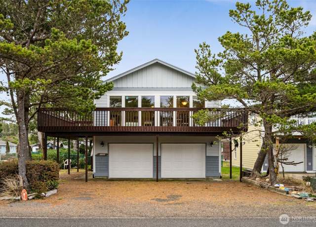 Property at 30210 G St, Ocean Park, WA 98640, 3 beds, 2 baths