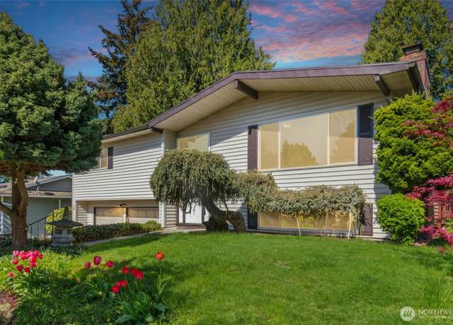 Property at 612 S 27th Ct, Renton, WA 98055, 3 beds, 3 baths
