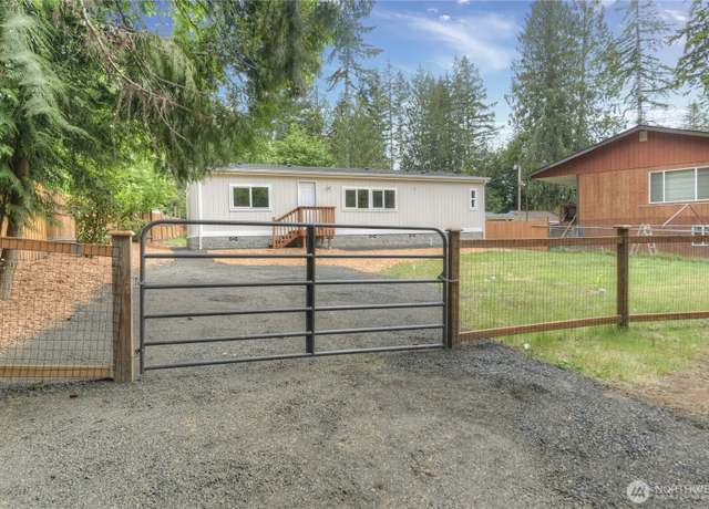Property at 421 E Wood Ln, Shelton, WA 98584, 3 beds, 2 baths