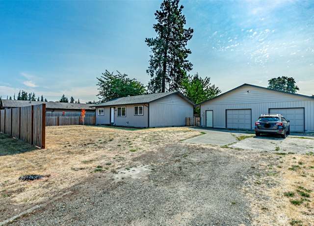 Property at 302 126th St S, Tacoma, WA 98444, 3 beds, 2 baths