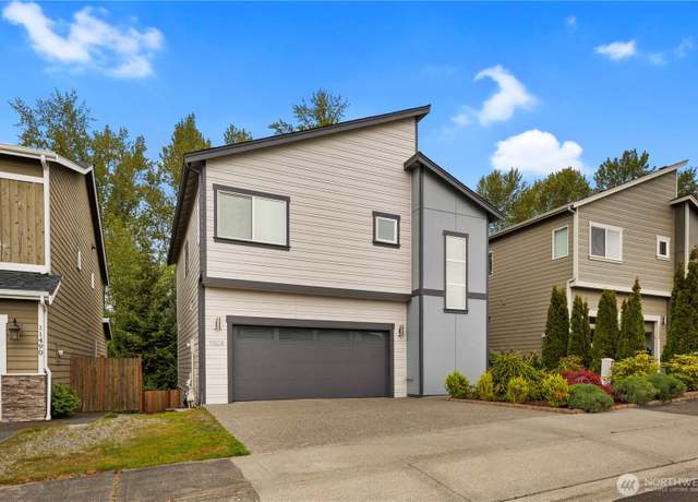 Property at 11508 SE 83rd St, Newcastle, WA 98056, 4 beds, 3.5 baths