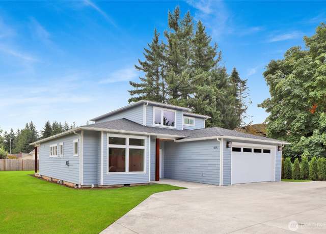 Property at 515 17th St, Lynden, WA 98264, 3 beds, 2.5 baths