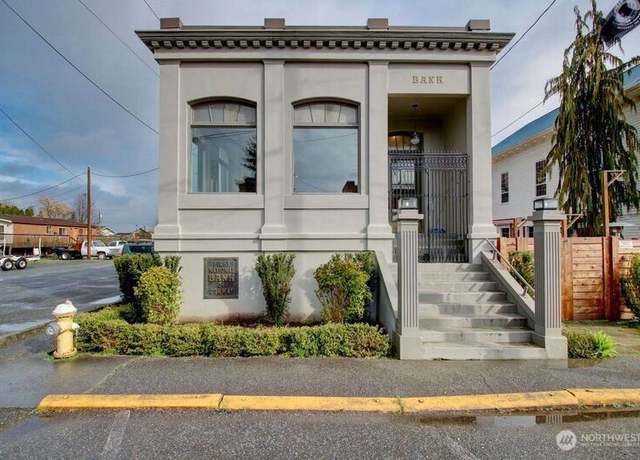 Property at 18601 Main St, Conway, WA 98238, 1 bed, 1.5 baths