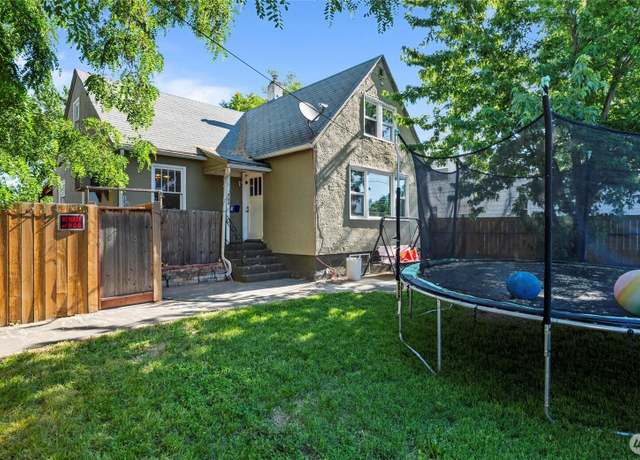 Property at 123 NE C St, College Place, WA 99324, 4 beds, 2 baths