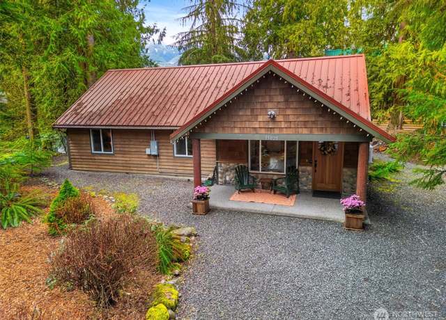 Property at 15028 Iceberg Rd, Deming, WA 98244, 3 beds, 2 baths