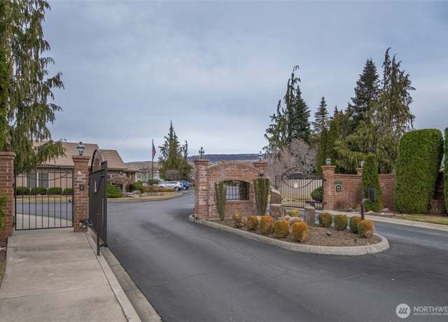 Property at 561 Canyon Dr #53, East Wenatchee, WA 98802, 3 beds, 2 baths