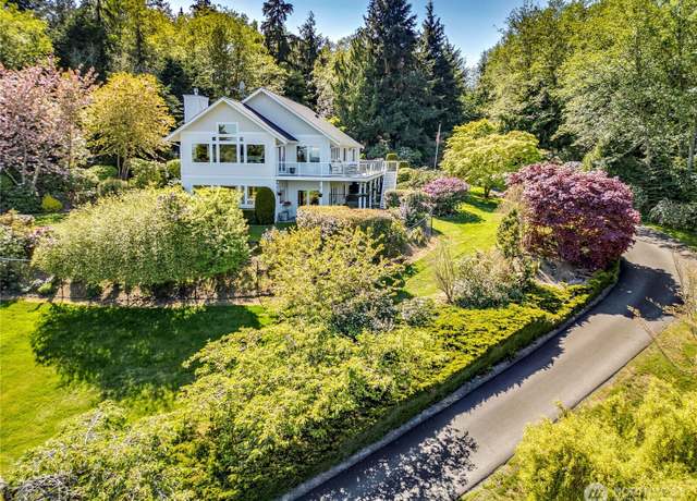 Property at 124 Hoods View Ct, Port Ludlow, WA 98365, 4 beds, 2.5 baths