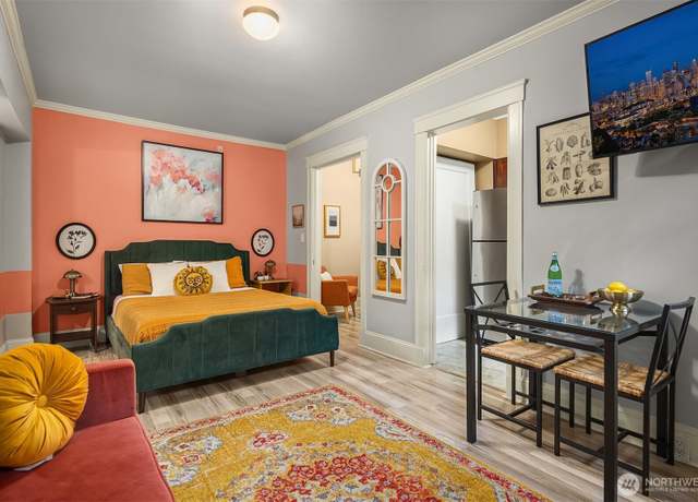 Property at 2132 5th Ave #008, Seattle, WA 98121, 1 bath