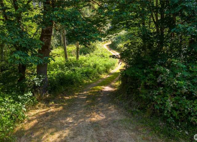 Property at 7308 S Tauscher Rd, Clinton, WA 98236