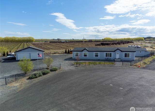 Property at 191 Davidson Pl SW, Mattawa, WA 99349, 4 beds, 2 baths