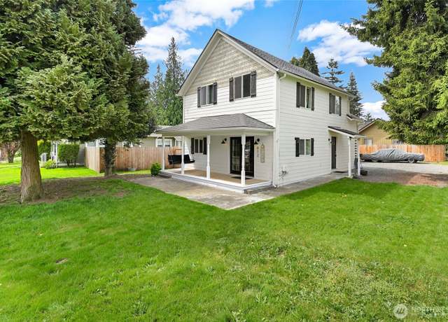 Property at 612 Hunt Ave, Sumner, WA 98390, 4 beds, 2 baths
