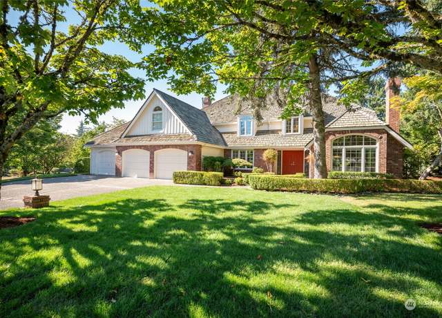 Property at 8112 SE 79th St, Mercer Island, WA 98040, 4 beds, 3.5 baths