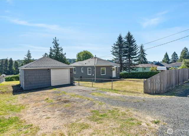 Property at 2736 Riverview Dr, Aberdeen, WA 98520, 3 beds, 1 bath